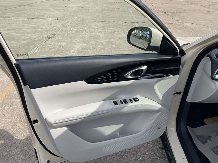 صورة 9 - Geely Galaxy Geome
