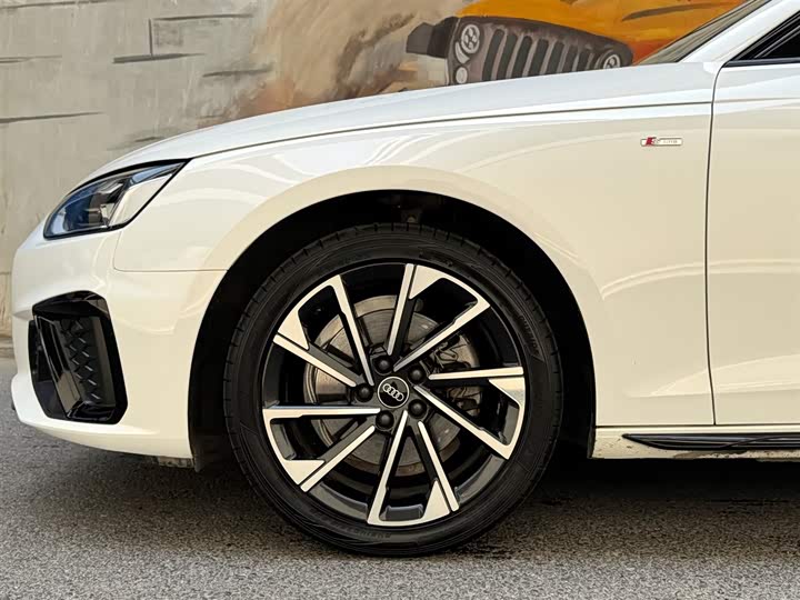 Zdjęcie 6 - Audi A4L