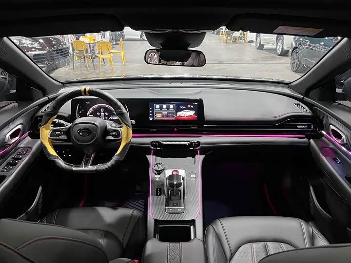 صورة 7 - GAC Trumpchi Empow R