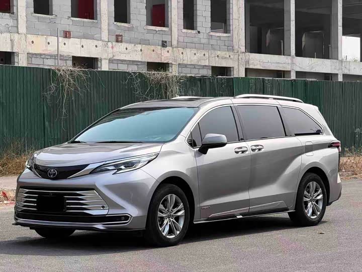 Toyota Sienna 2021 2021款 2.5L混动 铂金版