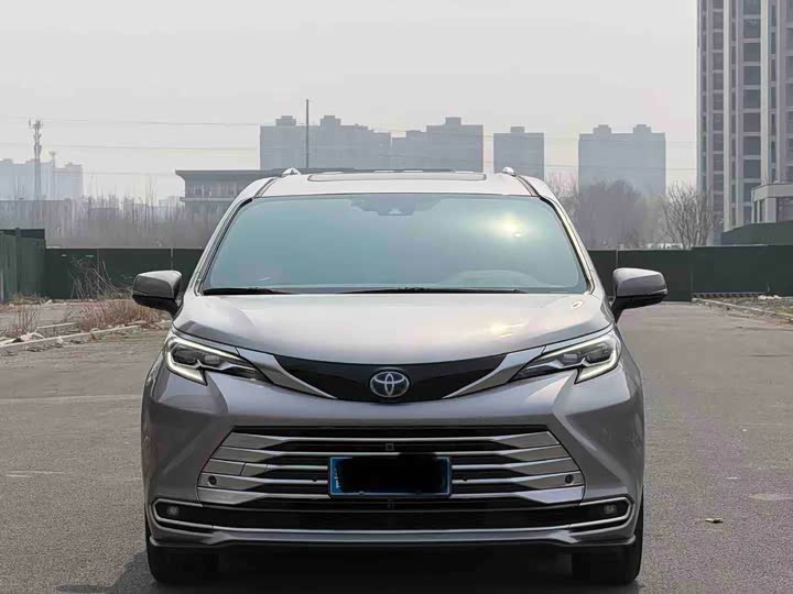 Toyota Sienna 2021 2021款 2.5L混动 铂金版