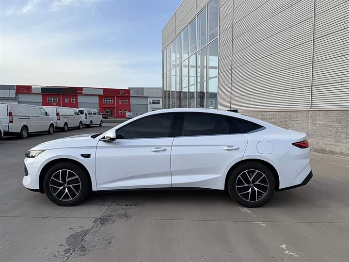 2026 BYD Qin L