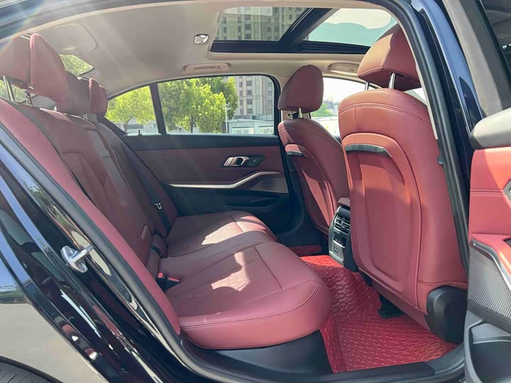 Фото 4 - BMW i3
