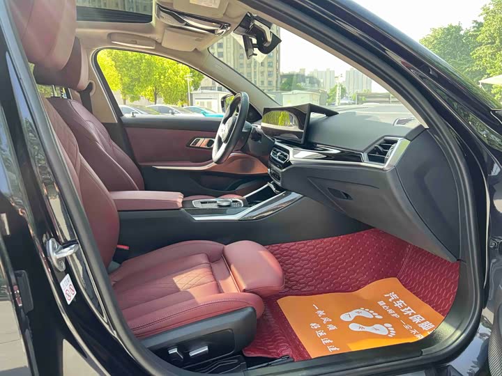Фото 5 - BMW i3