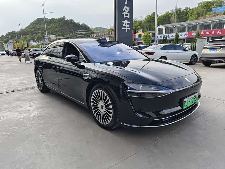 Stelato S9 2026 2026款 增程 Ultra 后驱 53kWh (192线激光雷达）