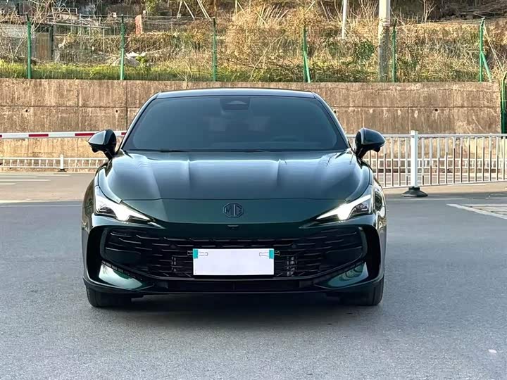 MG Motor 7 2025 2025款 2.0T 405 AT奢享版