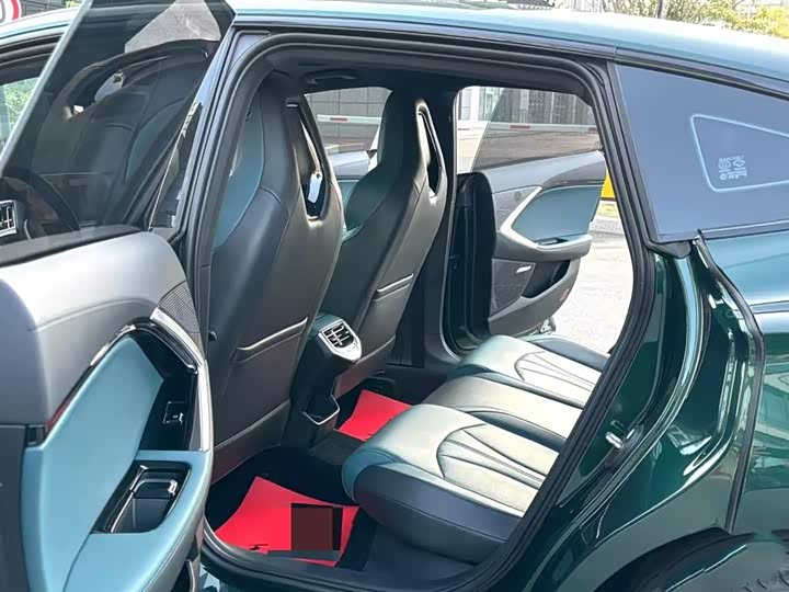 MG Motor 7 2025 2025款 2.0T 405 AT奢享版