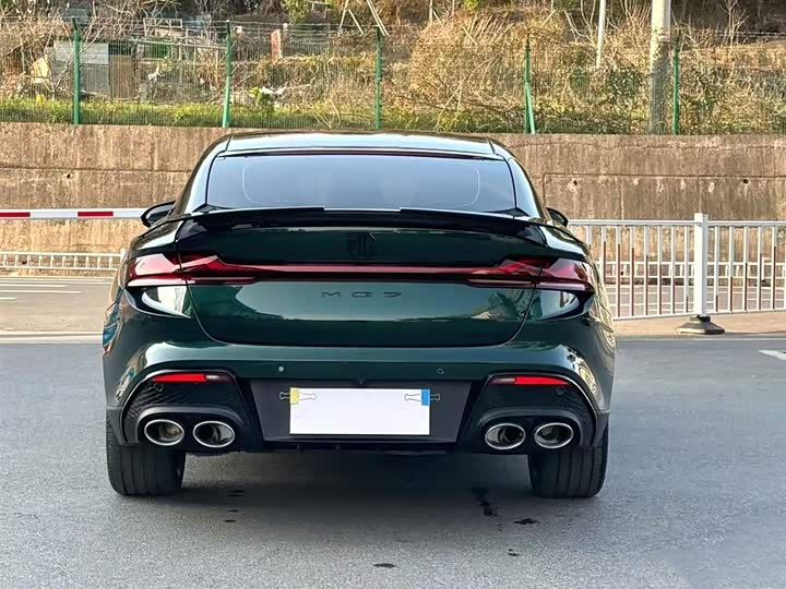 MG Motor 7 2025 2025款 2.0T 405 AT奢享版