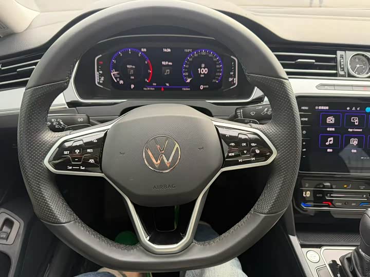Фото 9 - Volkswagen Magotan