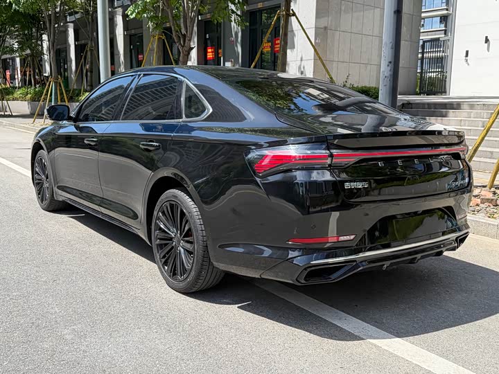 Geely Preface L 2024 2024款 油混 1.5TD 星河版