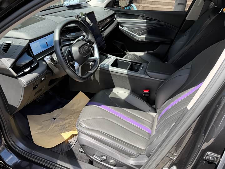 Geely Preface L 2024 2024款 油混 1.5TD 星河版