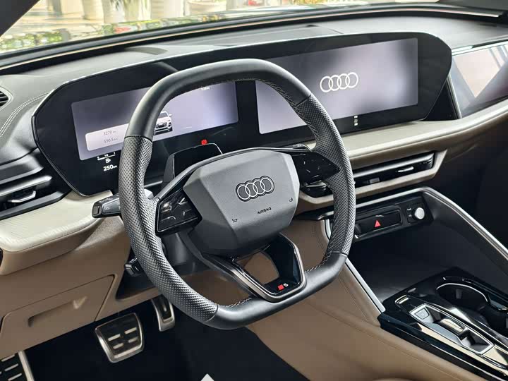 Audi Q5L 2026 2026款 2.0T 智混豪华型