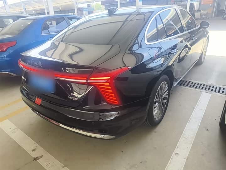 Фото 7 - Hongqi H5