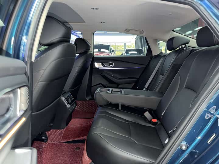 Фото 9 - Honda Accord Hybrid