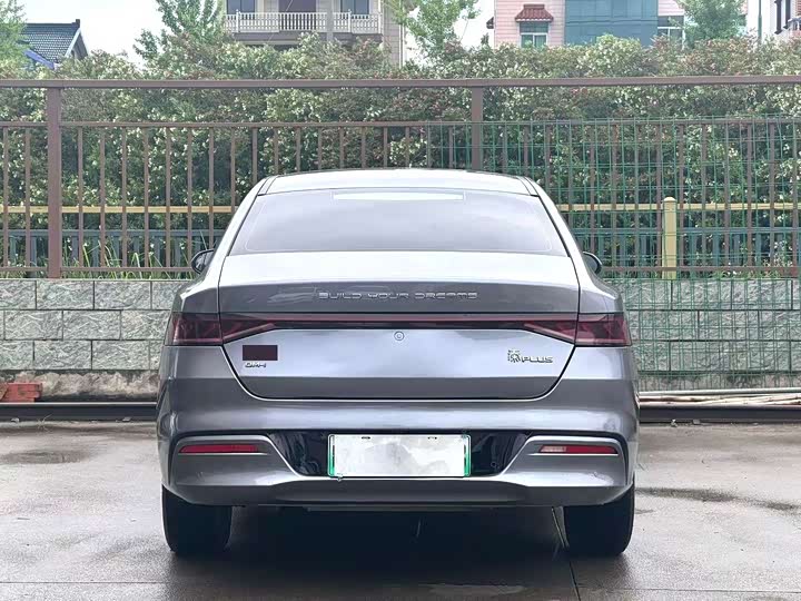 Фото 9 - BYD Qin Plus
