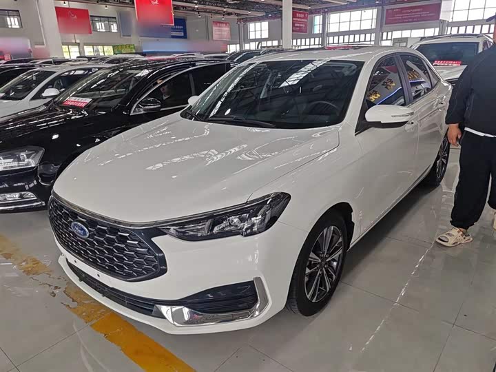 2021 Ford Escort