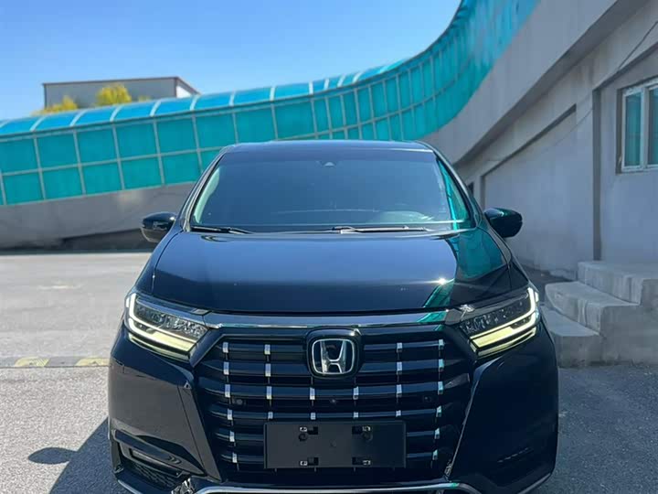 Фото 5 - Honda Elysion