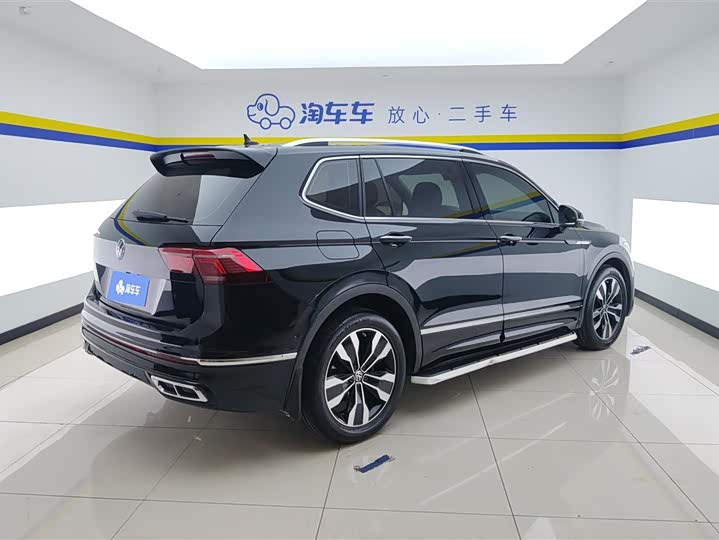 Фото 3 - Volkswagen Tiguan L Pro