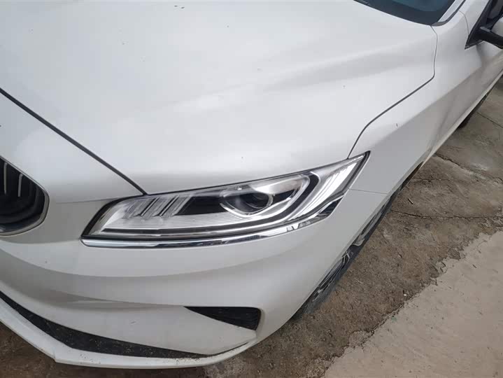 Geely Emgrand GT 2021 2021款 1.8T 领航版+