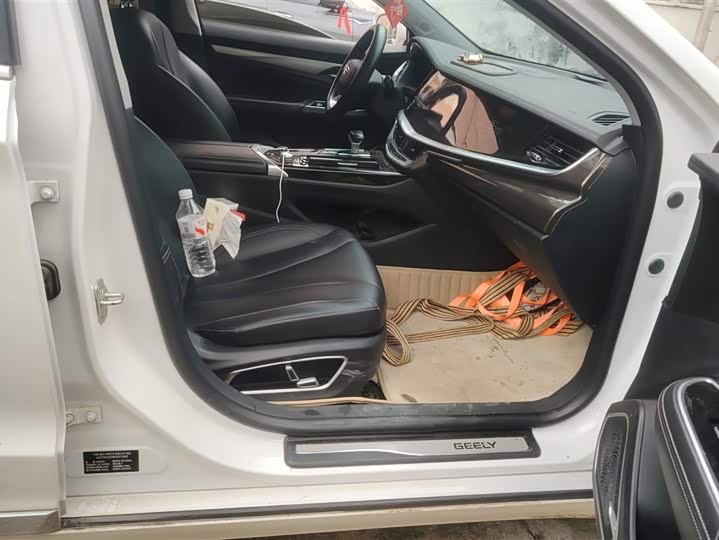 Geely Emgrand GT 2021 2021款 1.8T 领航版+