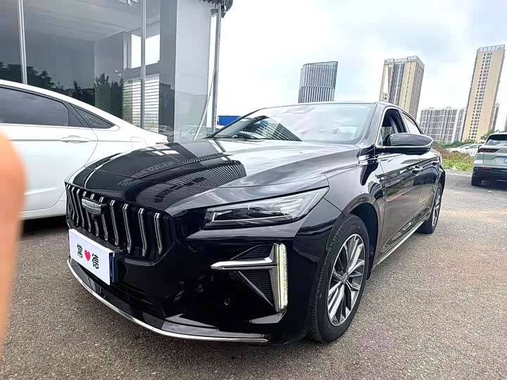 Geely Preface L 2024 2024款 油混 1.5TD 星云版