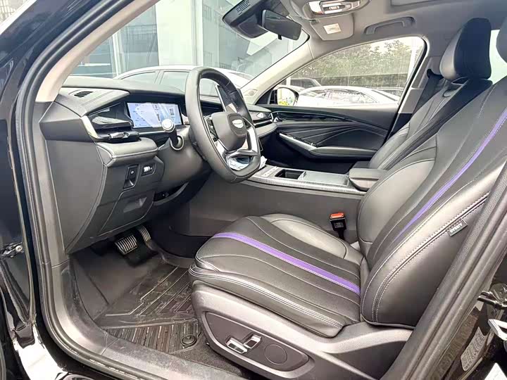 Geely Preface L 2024 2024款 油混 1.5TD 星云版