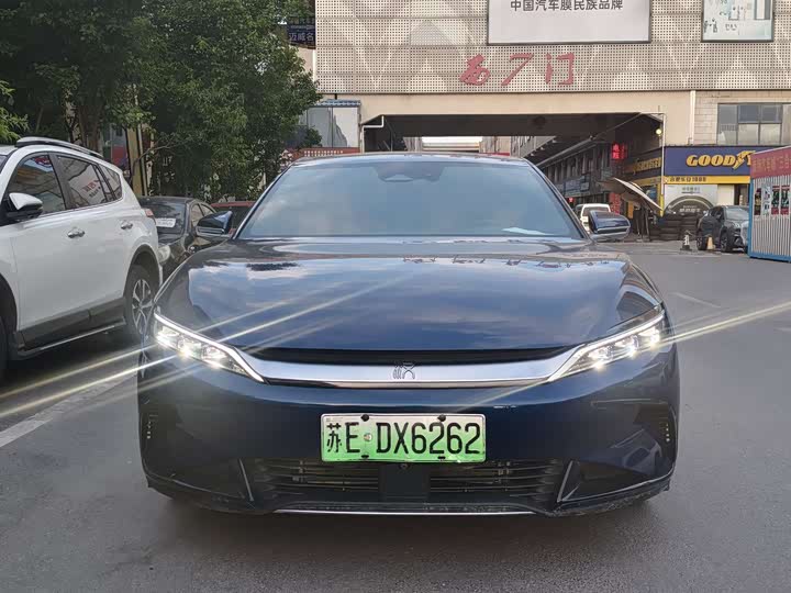 Фото 3 - BYD Han