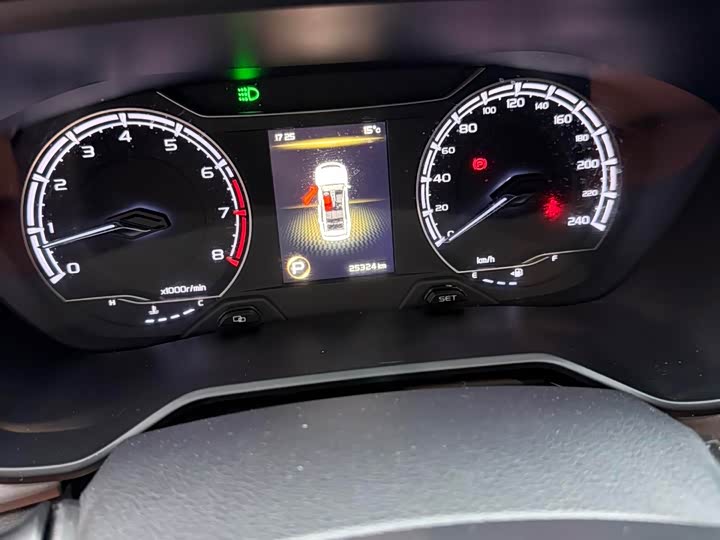 Geely Vision X6 2021 2021款 PRO 1.4T 自动尊贵型