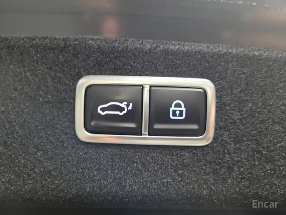 Фото 17 - Genesis G80