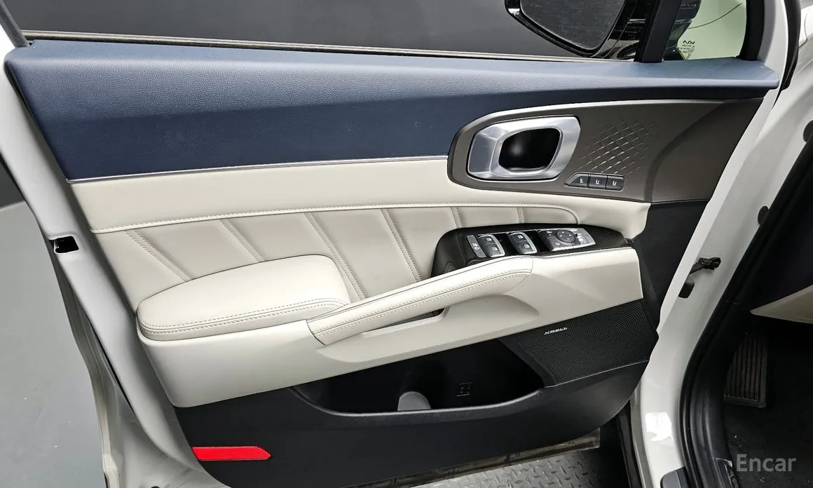 Фото 24 - Kia Sorento