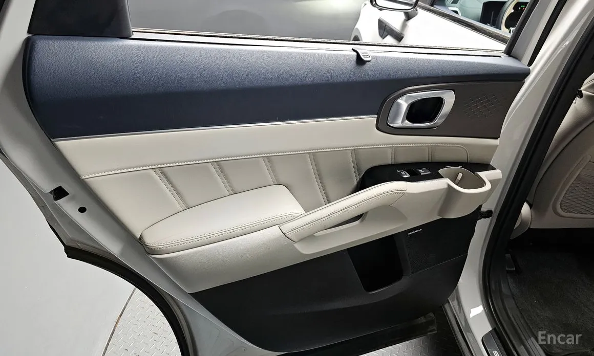 Фото 25 - Kia Sorento