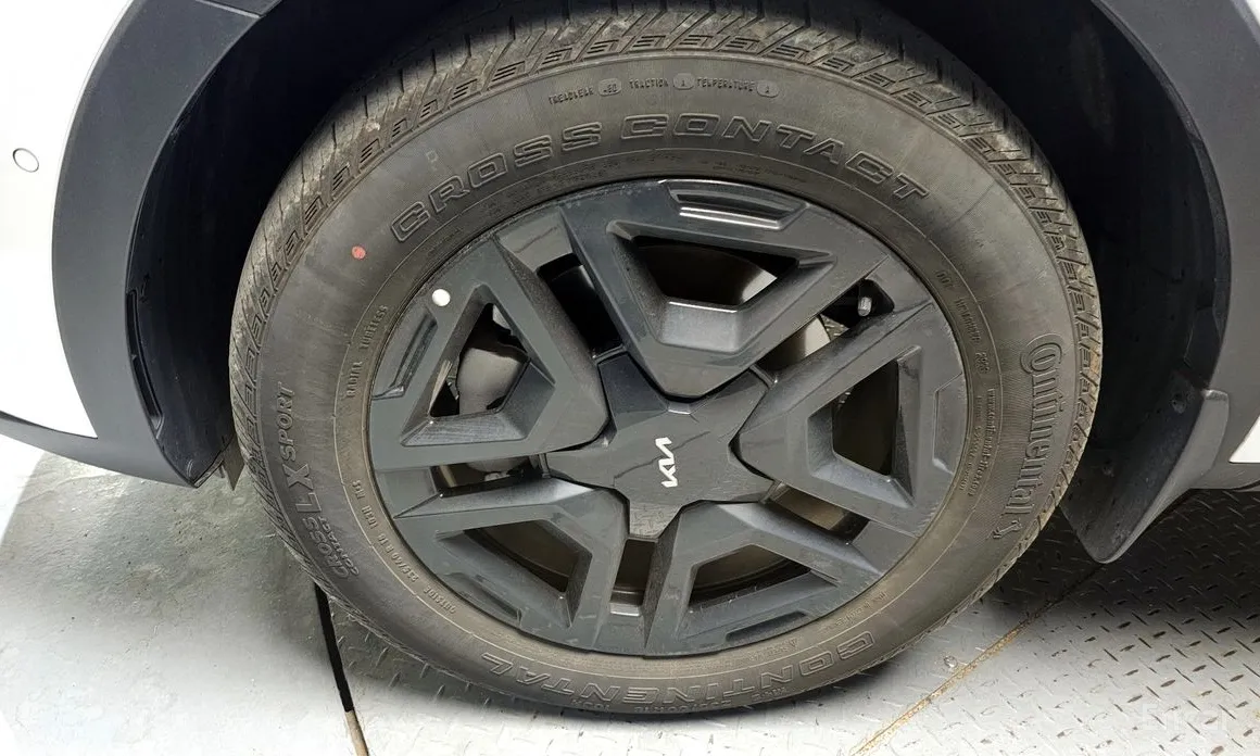 Фото 5 - Kia Sorento