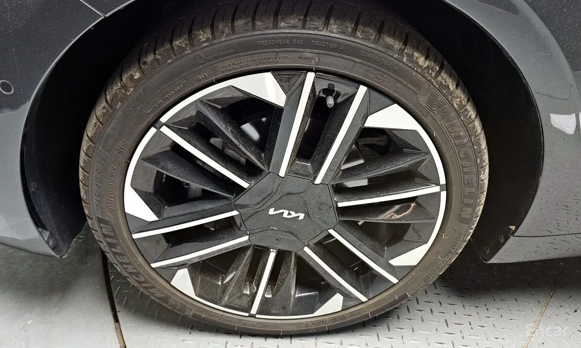 Kia K8 2024 Signature