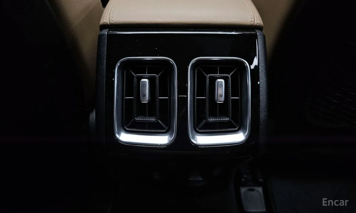 Фото 32 - Kia Sorento