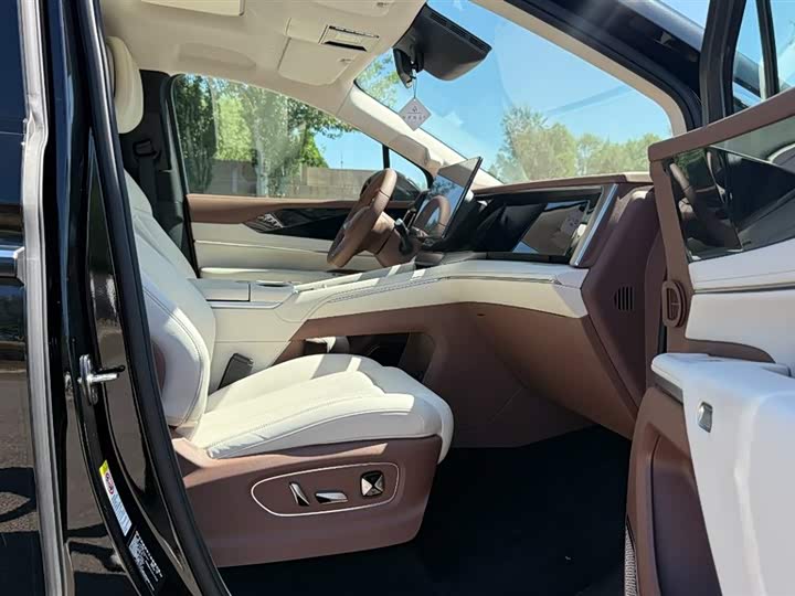 BYD Xia 2025 2025款 DM-i 1.5T 180km 超越型