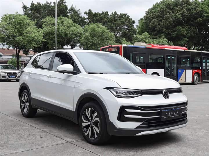 Volkswagen Tharu 2025 2025款 新锐 1.5L 锐进版