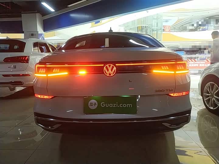 Фото 6 - Volkswagen Lamando L