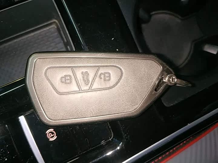 Фото 9 - Volkswagen Lamando L