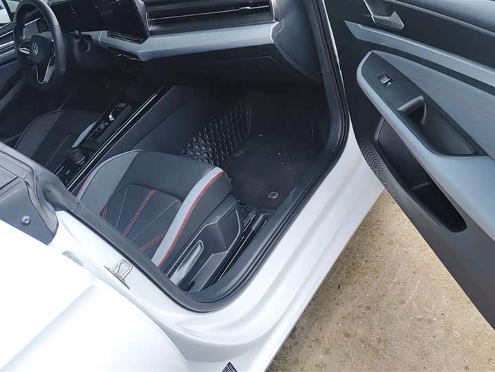 Volkswagen Lamando L 2024 2024款 凌渡L 280TSI DSG酷辣版