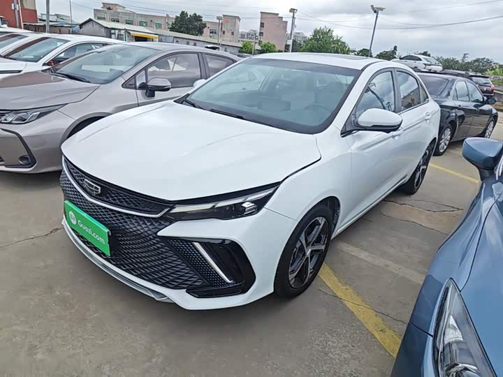 Geely Emgrand L 2022 2022款 1.4T CVT旗舰型
