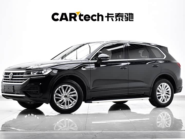 Фото 1 - Volkswagen Touareg