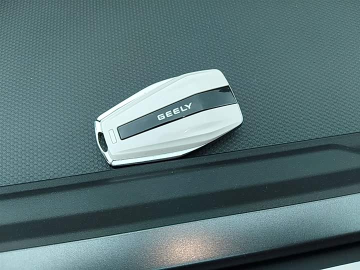 Geely Icon 2023 2023款 1.5TD 巧克力醇巧版