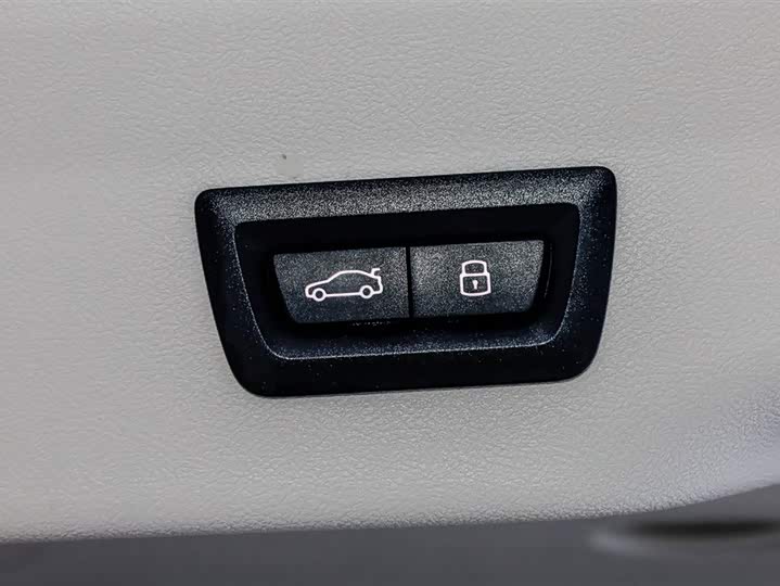 BMW 6 Series GT 2022 2022款 630i 豪华设计套装