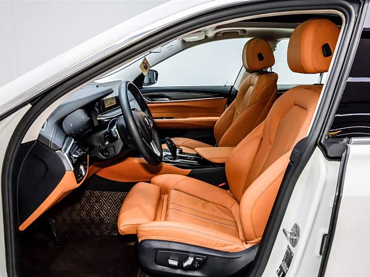 BMW 6 Series GT 2022 2022款 630i 豪华设计套装