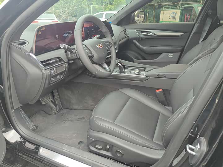 Cadillac CT5 2025 2025款 28T 城市运动版