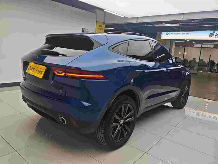 Jaguar E-Pace 2024 2024款 耀黑运动版 R-DYNAMIC SE BLACK