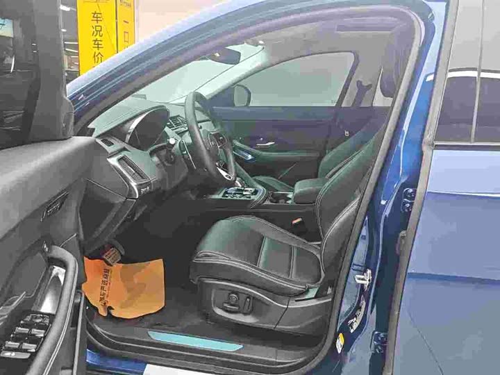 Jaguar E-Pace 2024 2024款 耀黑运动版 R-DYNAMIC SE BLACK