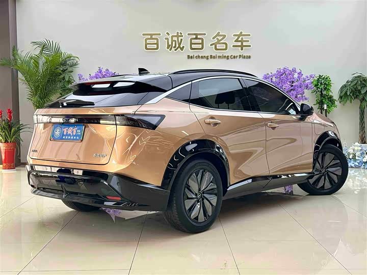 Фото 6 - Nissan Ariya EV