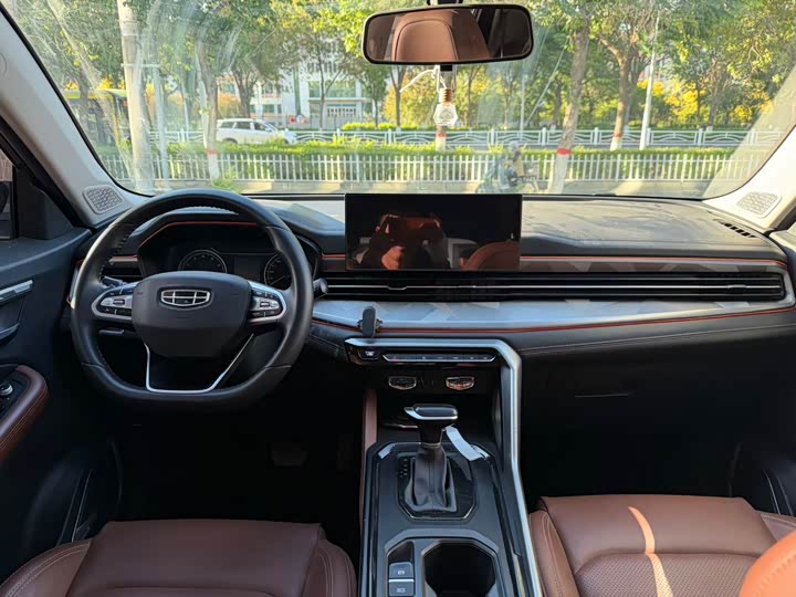 Geely Vision X6 2021 2021款 PRO 1.4T 自动尊贵型