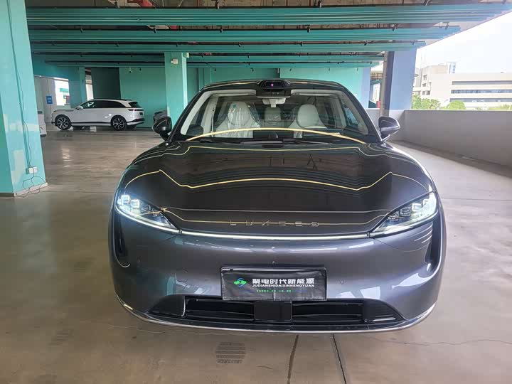 Luxeed R7 2025 2025款 增程 251km Max